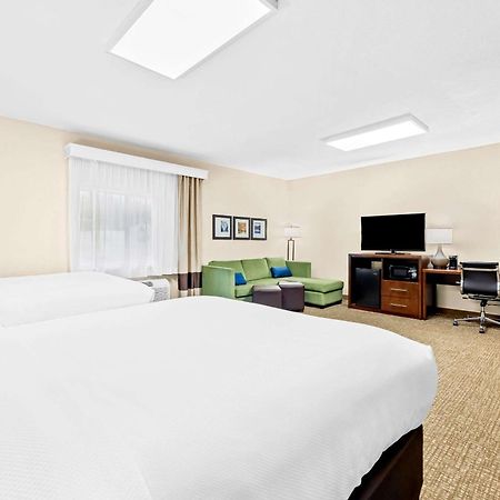 Comfort Inn & Suites Pueblo Bagian luar foto