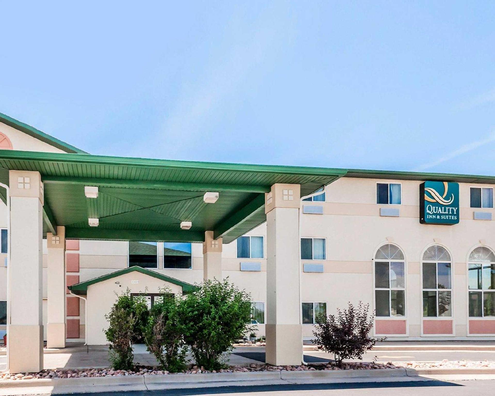Comfort Inn & Suites Pueblo Bagian luar foto